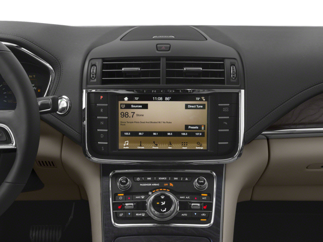 2018 Lincoln Continental Premiere