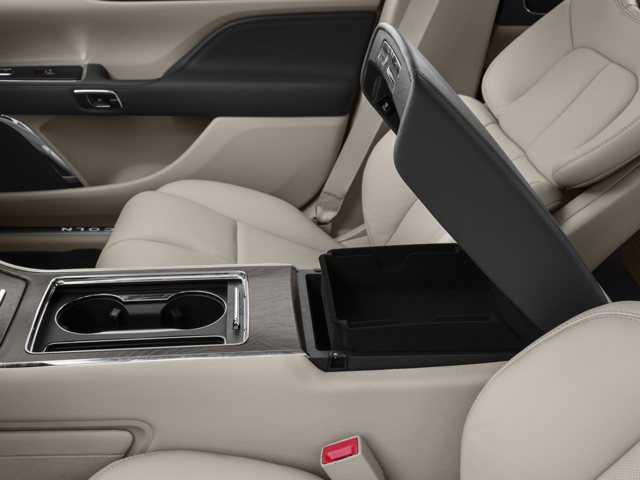 2018 Lincoln Continental Premiere