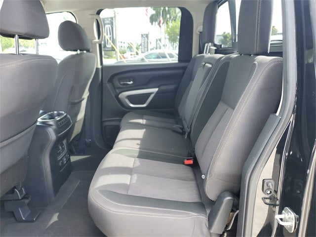 2021 Nissan Titan SV