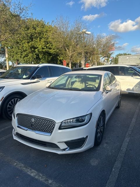 2020 Lincoln MKZ Standard