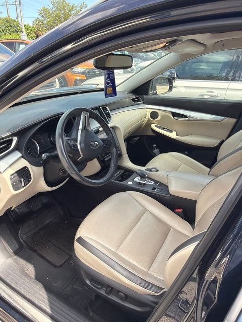 2019 INFINITI QX50 ESSENTIAL