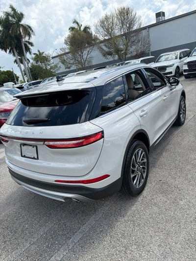 2022 Lincoln Corsair Standard