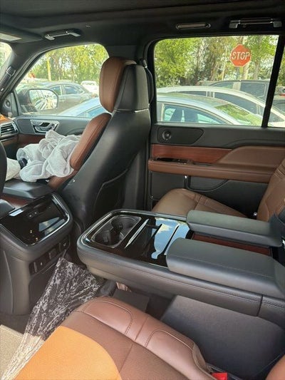 2023 Lincoln Navigator Reserve