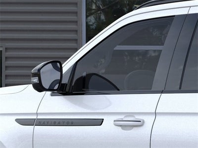 2025 Lincoln Navigator Reserve Service Loaner