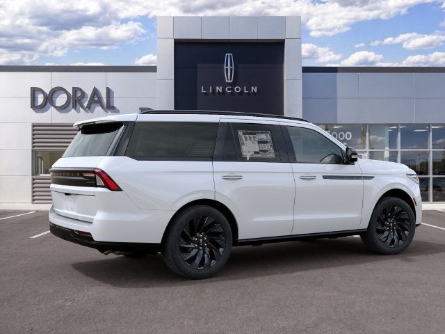 2027 Lincoln Navigator Reserve