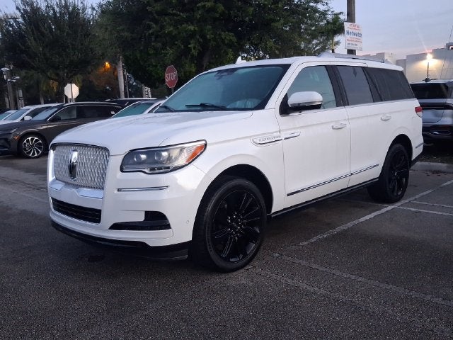 2023 Lincoln Navigator