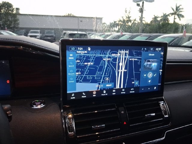 2024 Lincoln Navigator Premiere