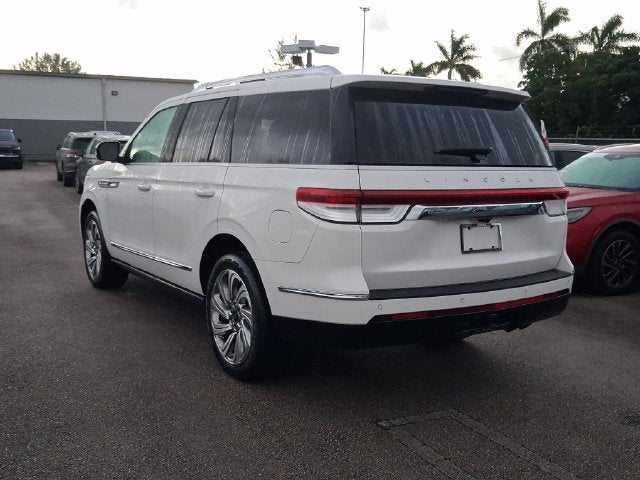 2024 Lincoln Navigator Premiere