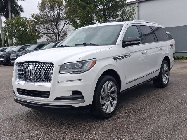 2024 Lincoln Navigator