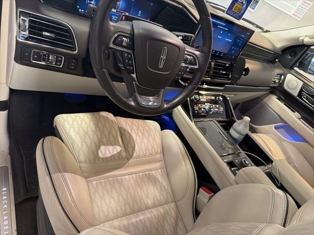 2022 Lincoln Navigator Black Label