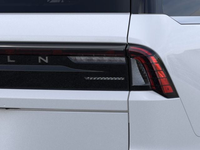 2026 Lincoln Navigator Premiere Service Loaner