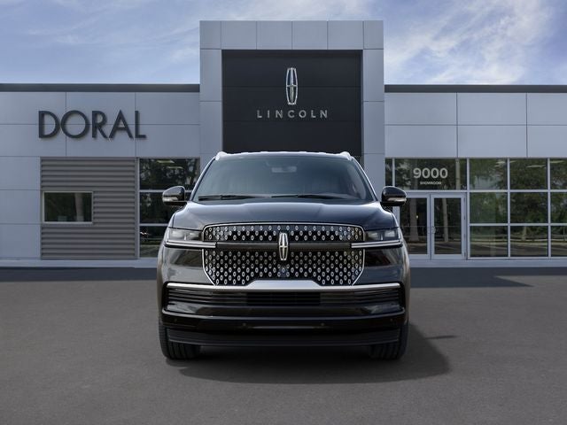 2027 Lincoln Navigator Premiere