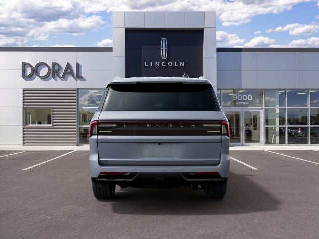2027 Lincoln Navigator Premiere
