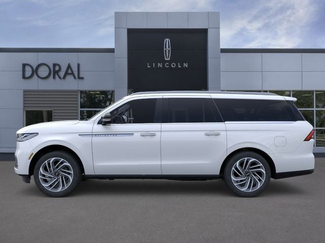 2026 Lincoln Navigator L Reserve