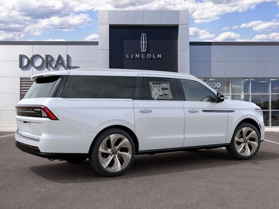 2027 Lincoln Navigator L Black Label