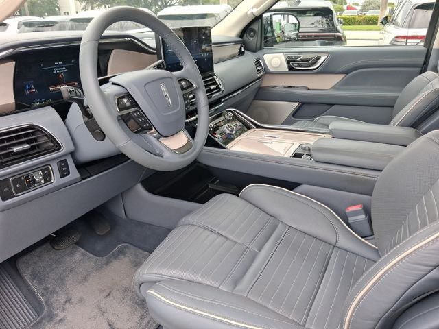2022 Lincoln Navigator L Black Label