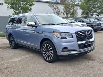 2022 Lincoln Navigator L Black Label