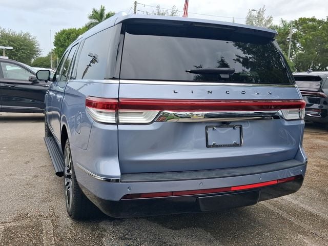 2022 Lincoln Navigator L Black Label