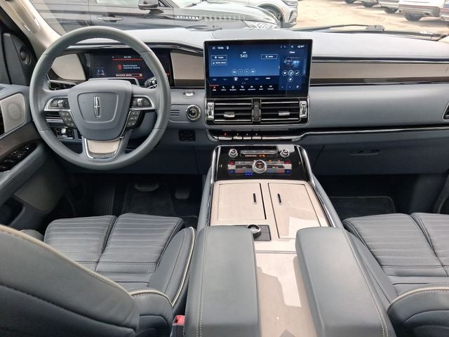 2022 Lincoln Navigator L Black Label