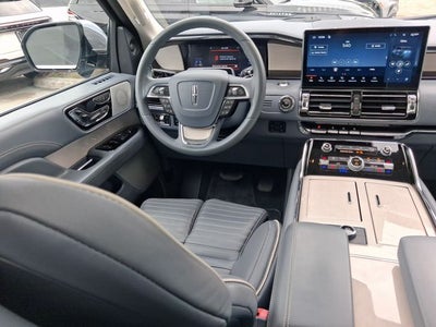 2022 Lincoln Navigator L Black Label