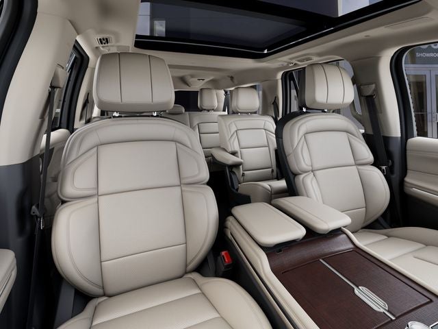 2027 Lincoln Navigator L Reserve