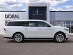 2027 Lincoln Navigator L Reserve