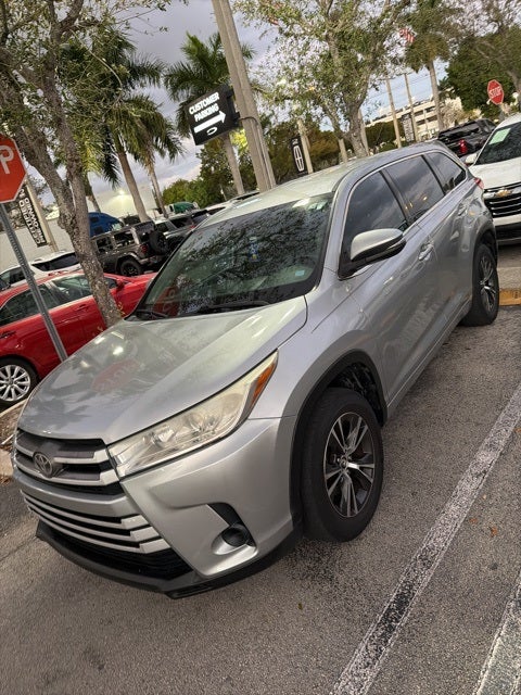 2018 Toyota Highlander LE