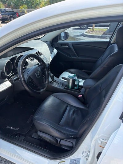 2013 Mazda Mazda3 i Sport