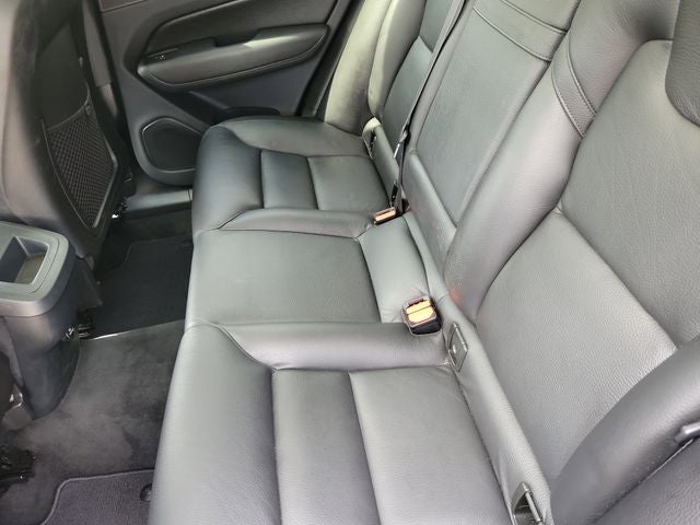 2018 Volvo XC60 T5 Momentum