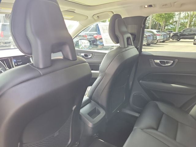 2018 Volvo XC60 T5 Momentum