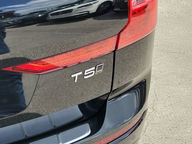 2018 Volvo XC60 T5 Momentum