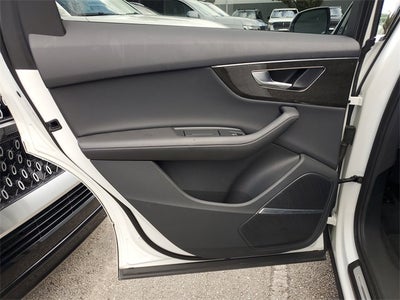 2023 Audi Q7 55 Premium Plus quattro