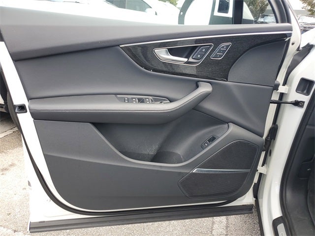 2023 Audi Q7 55 Premium Plus quattro