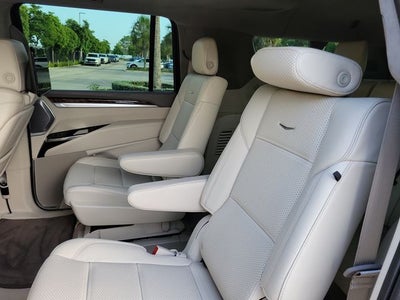 2025 Cadillac Escalade ESV Sport Platinum