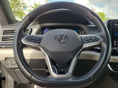 2024 Volkswagen Atlas Cross Sport 2.0T SEL Premium R-Line