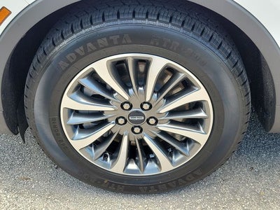 2022 Lincoln Nautilus Standard