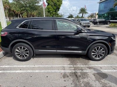 2022 Lincoln Nautilus Standard