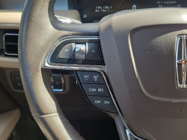 2022 Lincoln Nautilus Standard