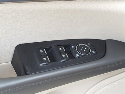 2019 Lincoln Nautilus Select