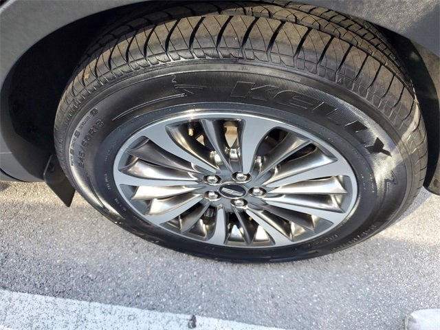 2020 Lincoln Nautilus Reserve