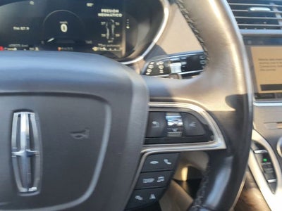 2019 Lincoln Nautilus Select