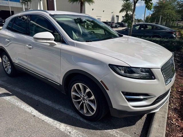 2019 Lincoln MKC Select