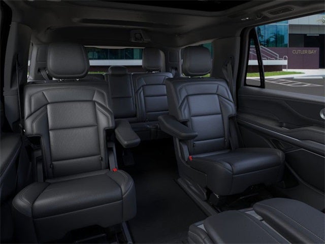 2025 Lincoln Navigator Reserve Service Loaner