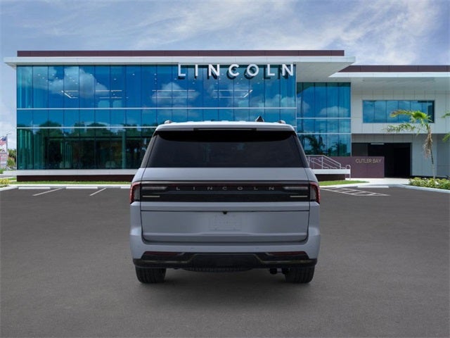 2025 Lincoln Navigator Reserve Service Loaner