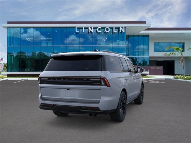 2025 Lincoln Navigator Reserve Service Loaner