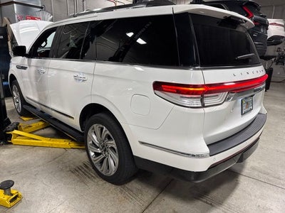 2024 Lincoln Navigator Premiere