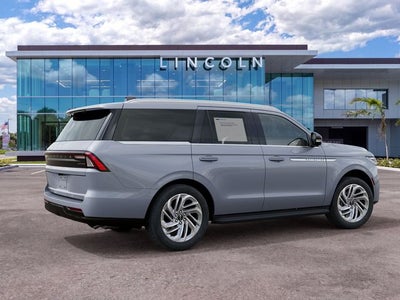 2027 Lincoln Navigator Premiere