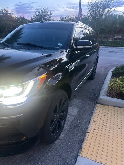 2023 Lincoln Navigator L Reserve