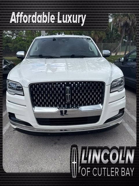 2023 Lincoln Navigator L Black Label