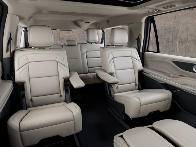2027 Lincoln Navigator L Reserve